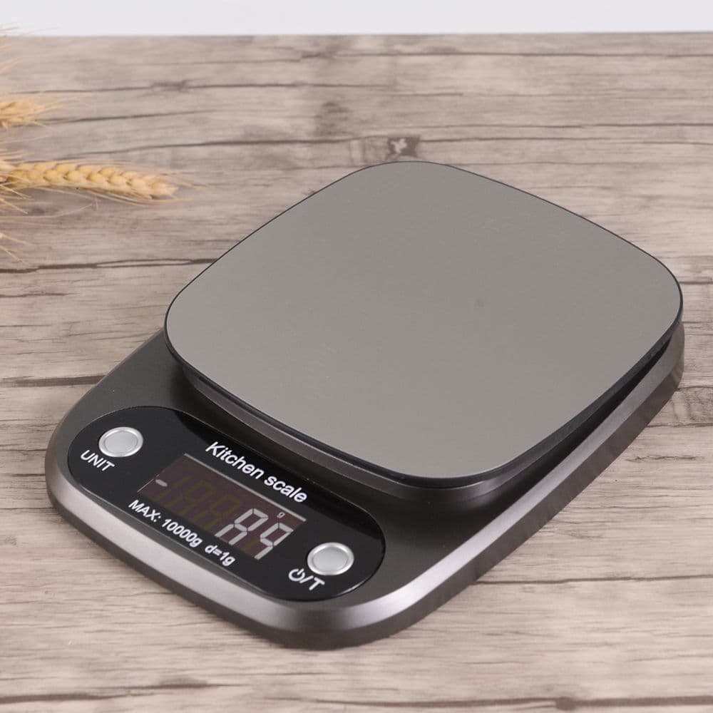 Household electronic kitchen scales: 3kg/0.1g, 10kg/1g, 5kg/0.1g.