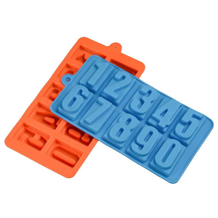 Supply various silicone chocolate molds, number cookie molds, silicone chocolate molds, ice cube trays, baking molds
