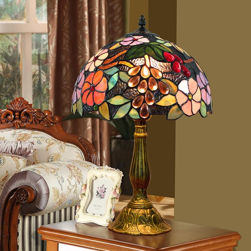 European Tiffany Style Creative Stained Glass Living Room Dining Room Bedroom Bedside Table Lamp Bar Country Grape Retro Lamp