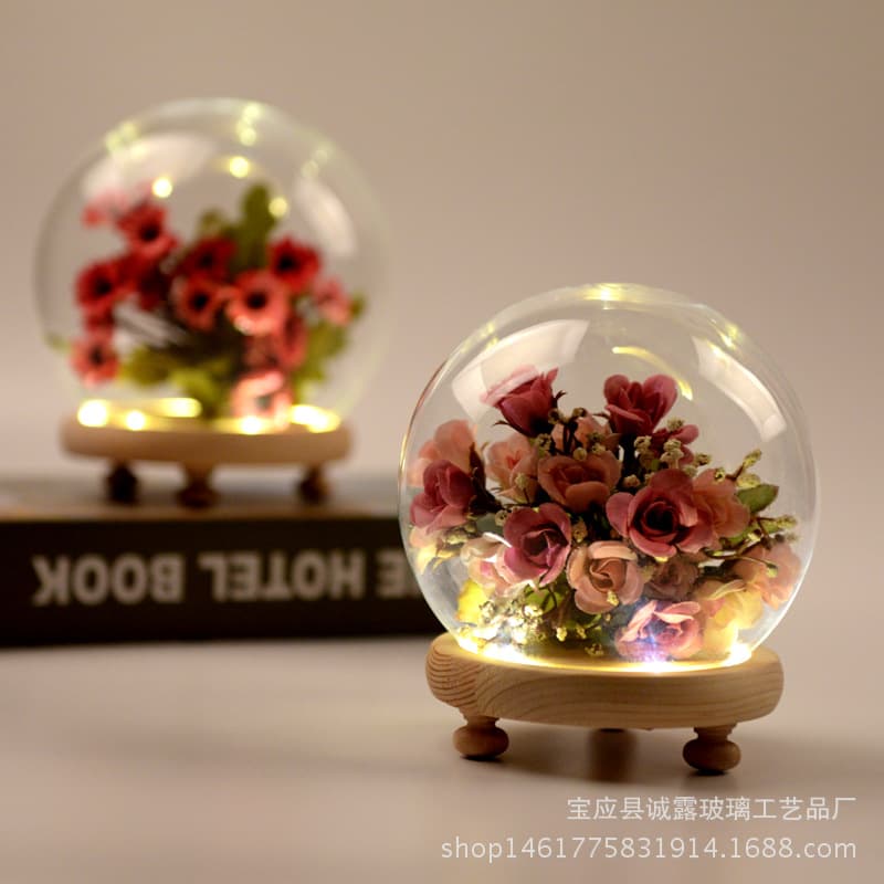 Factory Wholesale Preserved Flowers Miniature Landscape Glass Dome Dust Cover U-Shape Cover with LED String Lights Creative Gift