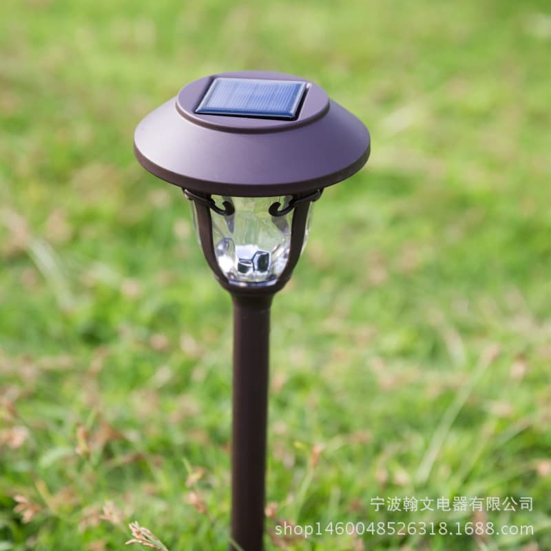 Solar Powered Lawn Lights Outdoor Waterproof LED Street Lights for Villa Garden Courtyard Park Applications Landscape Lighting