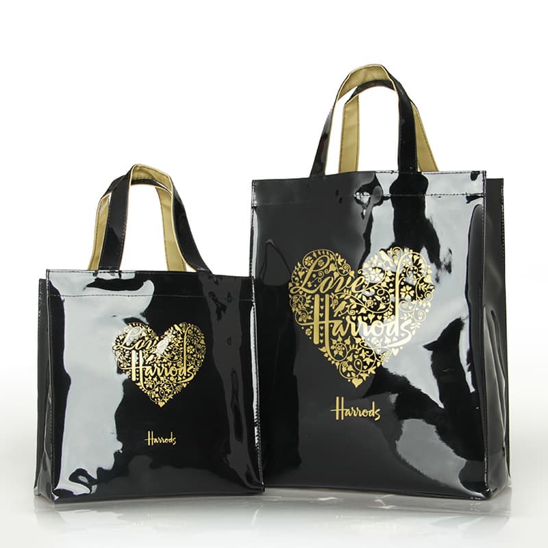 Black heart-shaped single shoulder bag, handbag, mommy bag, waterproof storage bag, commuter bag, lunch bag, tutoring bag