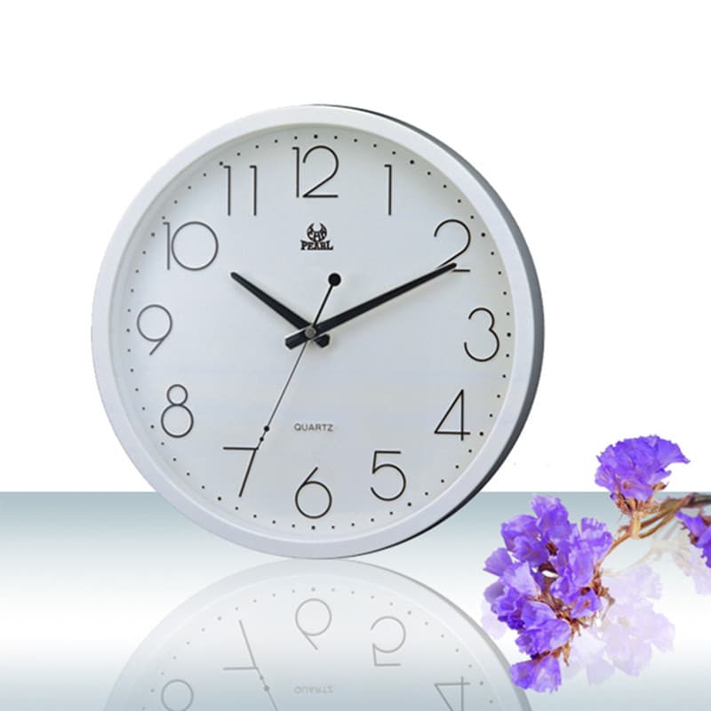 Factory Direct 12-Inch Living Room Wall Clock, Simple Modern Silent Quartz Clock, Stylish Round Timepiece