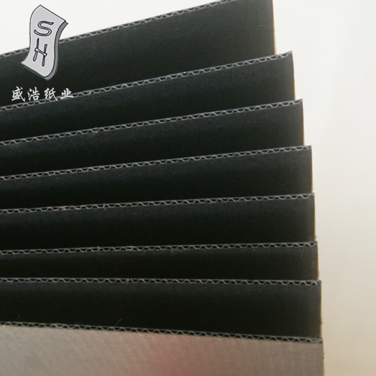 Black airplane boxes for gifts, toys, electronics, and cosmetics packaging, made from corrugated flute paper materials.