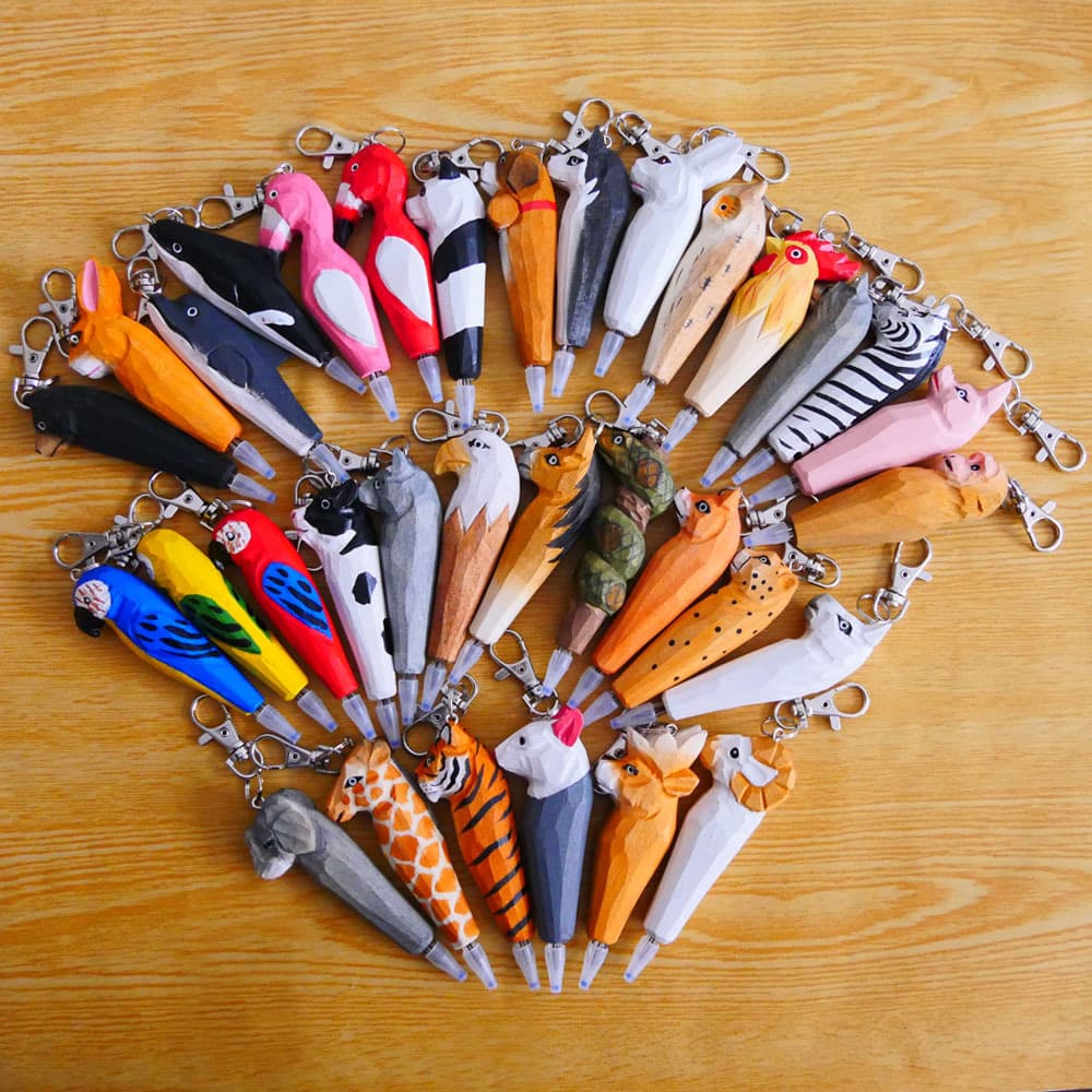 Handmade Wood Carving Painted Key Chain Pen Craft Pen Animal Wood Creative Ballpoint Pen Wooden Ballpoint Pen