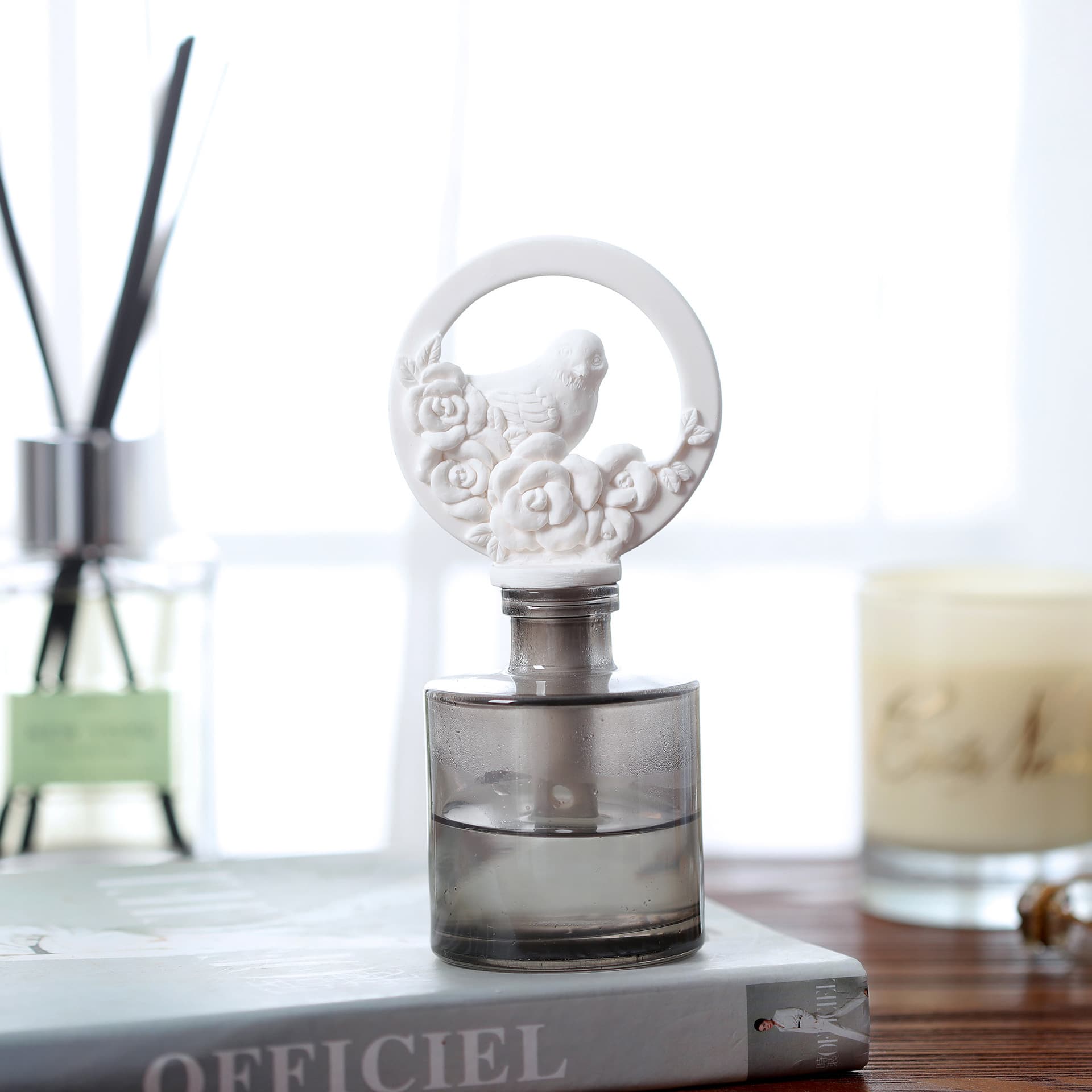 Aromatherapy Plaster Non-Fire Essential Oil Diffuser Decoration, Home Palace-Level Perfumer Fragrance