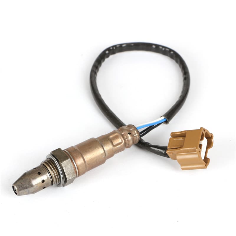 Applicable to Dongfeng Nissan New Sunshine Luida Xuanyi Teana front oxygen sensor 211500-7 520 234-9135