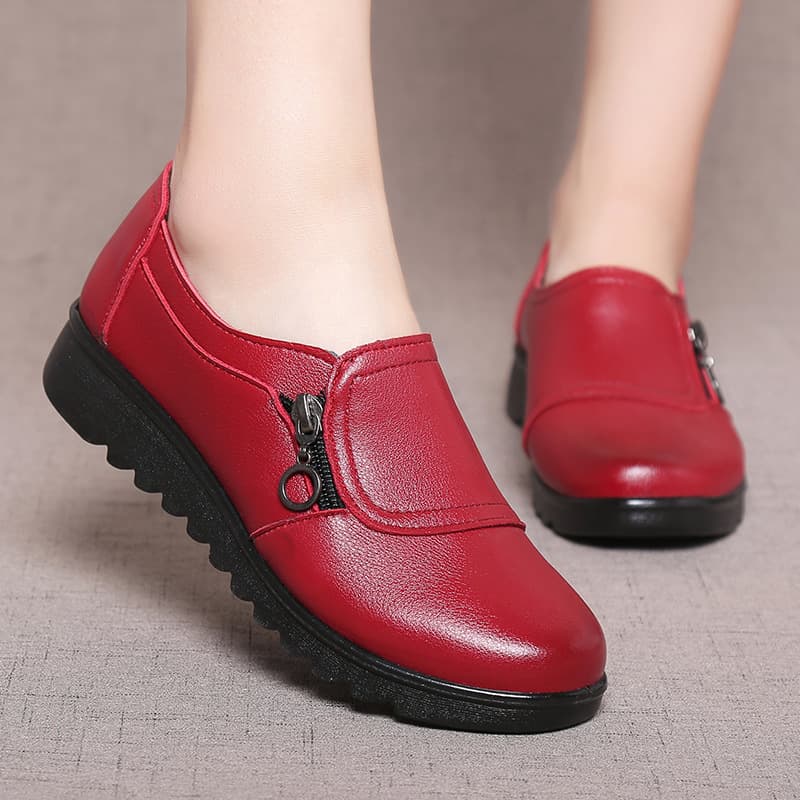 Comfortable Casual Shoes for Middle-aged and Elderly Mothers Soft Sole Slip-on Loafers Breathable Mesh Flats