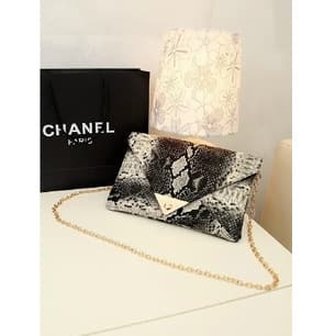 Manufacturer Wholesale Black Retro Snake Pattern Clutch Bag 2026 New Model Women's Handbag Korean Style Women's Bag Dropshipping