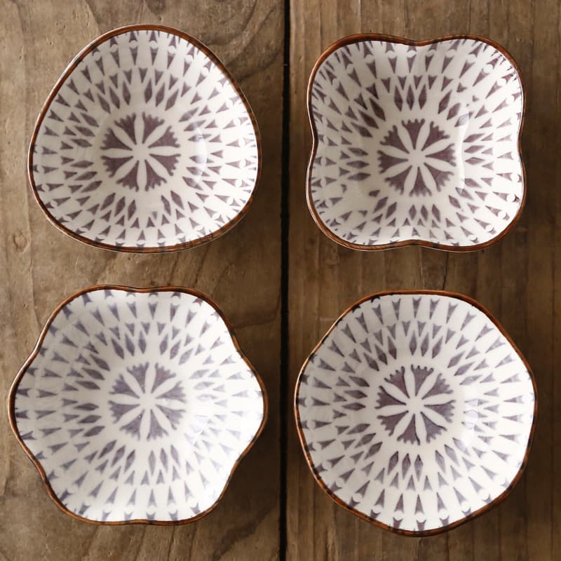 Modern Minimalist Nordic Style Underglaze Ceramic Dish Home Creative Snack Dish Sauce Dish Oil Dish Condiment Small Dipping Dish