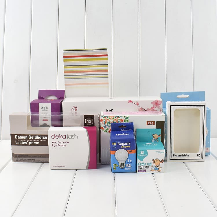 Custom Cosmetic Packaging Box with Window Gold Card Color Box, Takeout Color Box, Pet Food Paper Box, Laser Mask Color Box