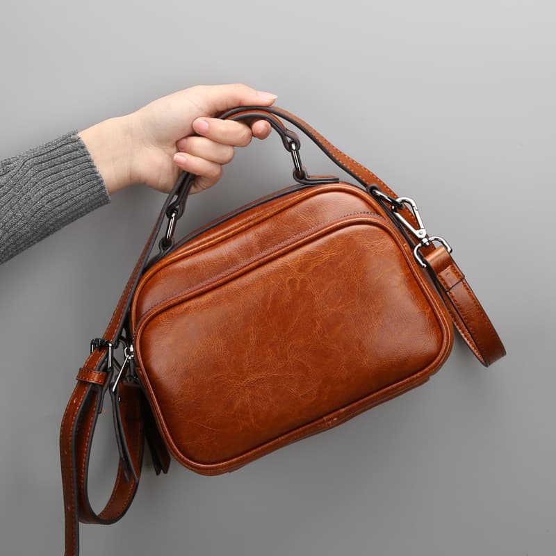 Genuine Leather Cowhide Small Bag 2026 New Fashion Women's Shoulder Bag Casual Versatile Handbag Crossbody Bag Women's Bag