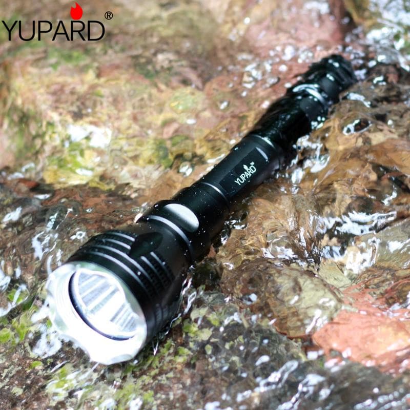 18650 High-Power Yellow Light Rechargeable Long-Range Diving Underwater Flashlight L2 T6 LED Night Diving Fill Light