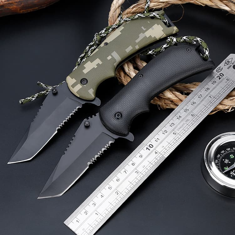Tactical Claw Folding Knife, Portable Survival Multi-Function Hunting Knife, Foldable Outdoor Essential