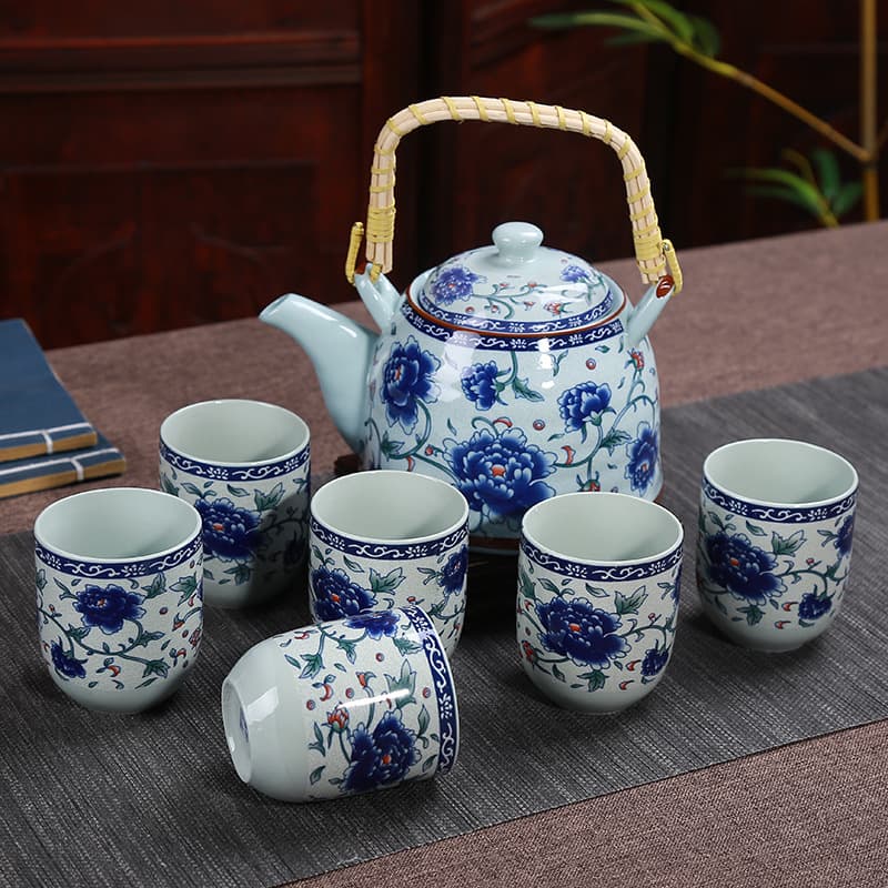Large blue and white porcelain tea set with 7-piece peony-patterned retro-style pot and cups for home wholesale