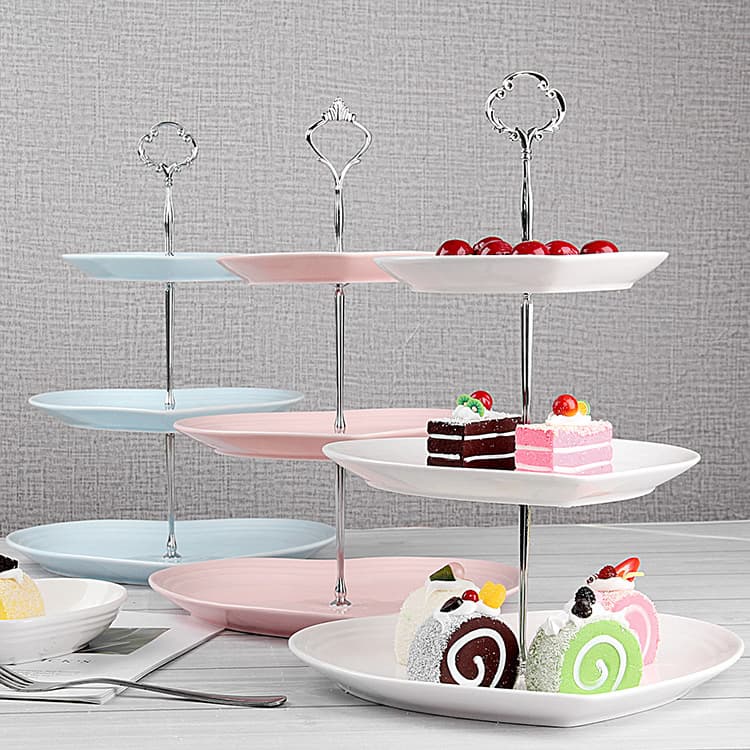 Matte manufacturer ceramic European three-layer plate fruit cake plate afternoon tea snack plate fashion creative wedding birthday