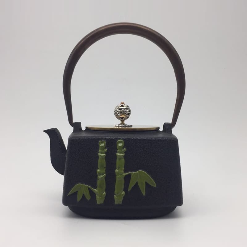 Cast iron kettle kettle teapot square kettle southern Japan old iron kettle uncoated iron kettle Kung Fu tea set