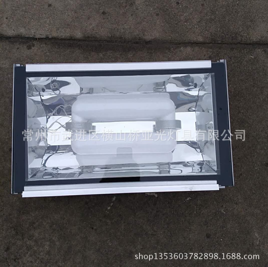 Manufacturer wholesale supplies profile tunnel lights 100W-250W low-frequency induction tunnel lights, compatible with high-frequency.