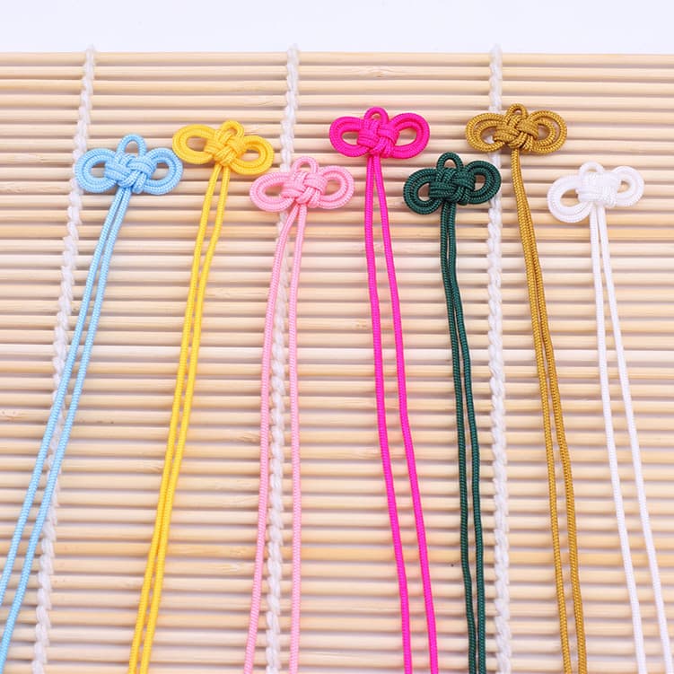 Manufacturer wholesale small Chinese knot ribbon knots, sachets, auspicious prayer pendants, omamori Chinese knot hangings, ready stock