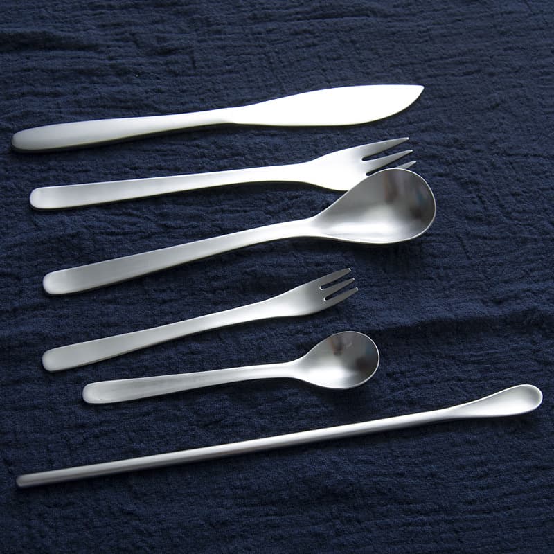 Thickened 304 Stainless Steel Matte Cutlery Set Home Use Willow Leaf Steak Knife Fork Spoon for Restaurant And Wedding Gift