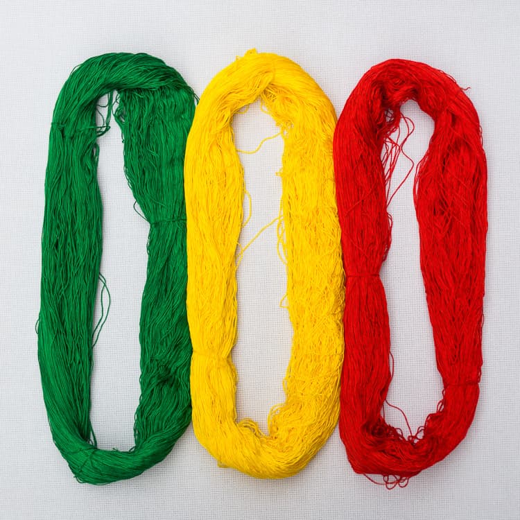Cross-stitch thread, embroidery thread, DIY embroidery, 447 colors available, 250g twist per roll, embroidery thread, embroidered insoles.