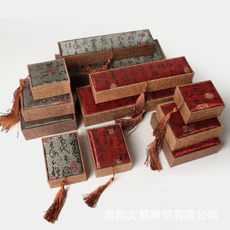 Red ancient poetry jewelry, jade jewelry box, linen lotus bracelet, bracelet, hand string, toy, packaging box batch