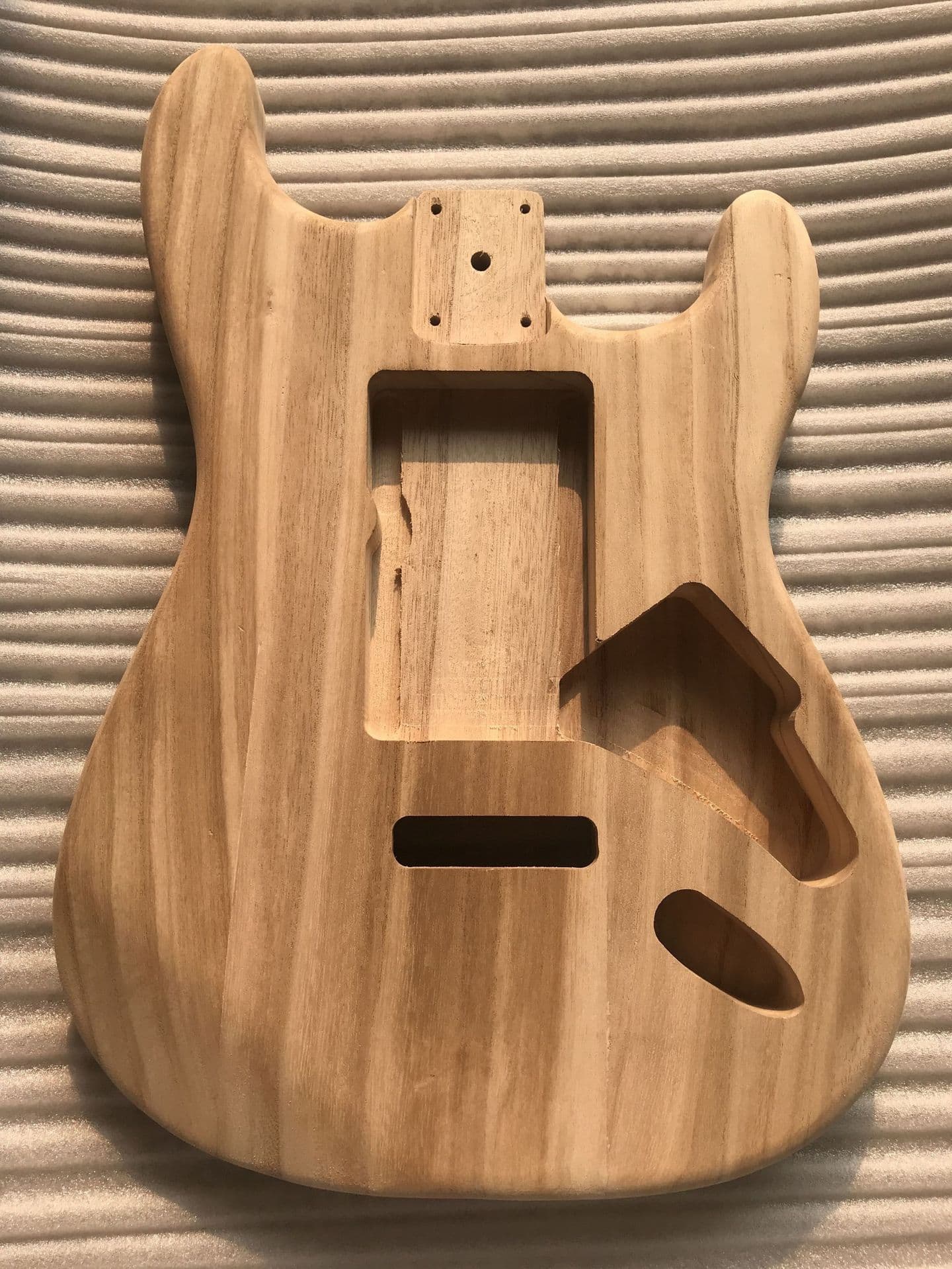 Wood Electric Guitar Parts ST Electric Guitar Body Maple Guitar Body