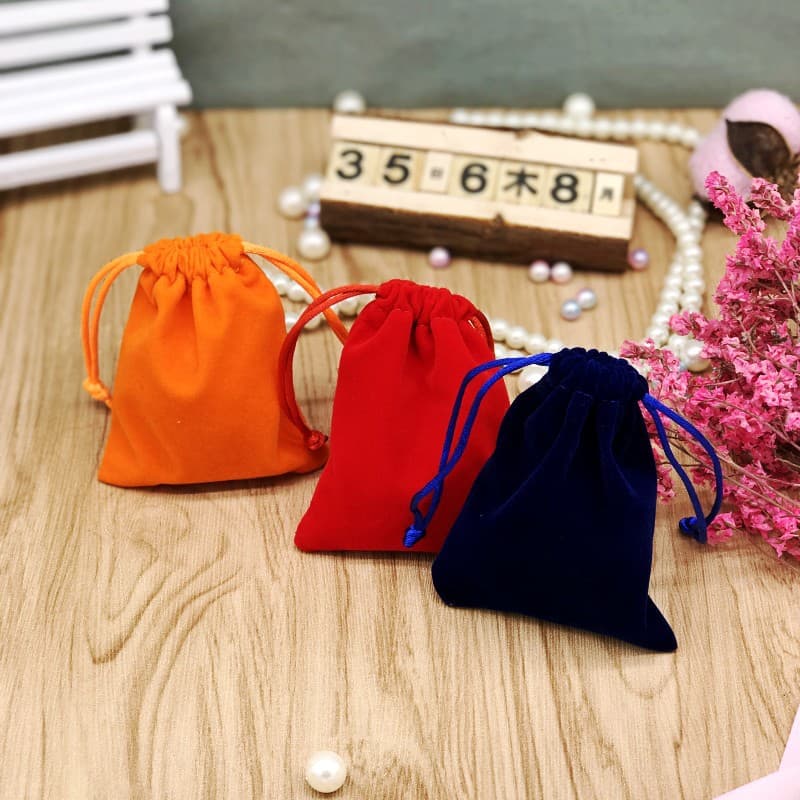 Korean style jewelry bag velvet drawstring drawstring jewelry gift packaging bag mobile phone power bank bag small cloth bag wholesale
