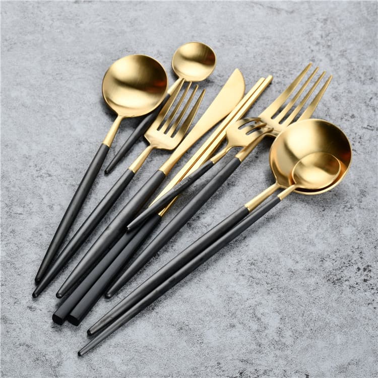 Silver Mink Lyon Western Cutlery Set 304 Stainless Steel Steak Knife Fork Spoon Electroplated Black Gold Stainless Steel Tableware
