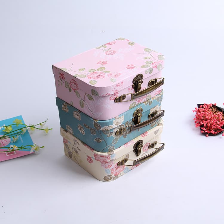 Wedding Party Favors Gift Box Handheld Three-Piece Set Box Flower Candy Baby Suit Packaging / Other Gift Packaging