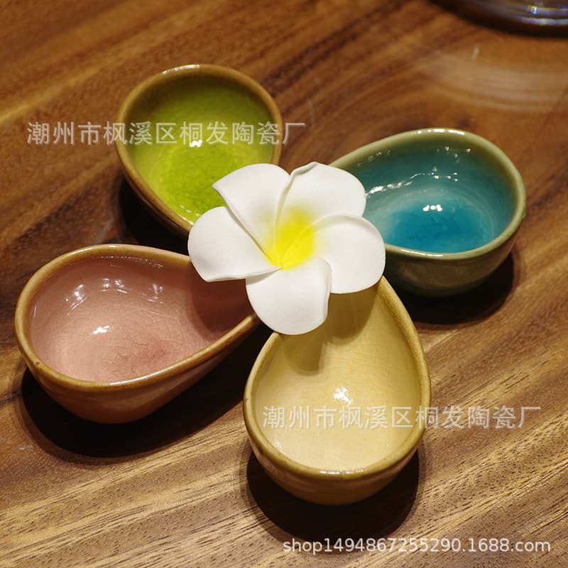 Crackle Glaze Ceramic Essential Oil Dish for Spa, SPA Mixing Dish, Soy Sauce Dish, Small Ceramic Dish, Teardrop-shaped Dish