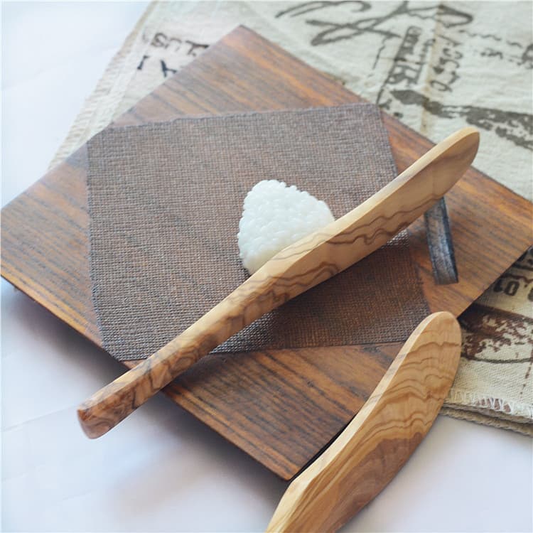 New arrivals: Italian olive wood cheese knife, butter knife, facial mask knife, wooden table knife