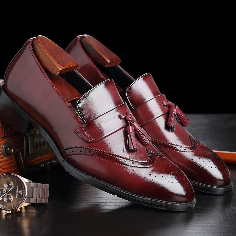 Men's New Style Leather Shoes Wholesale Men's Casual Fashion Brogue Tassel Men's Shoes Large Size Men's Shoes