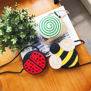 Children's Bag 2025 Summer New Style Cartoon Cute Bee Ladybug Shoulder Bag Boys Girls Princess Crossbody Small Bag