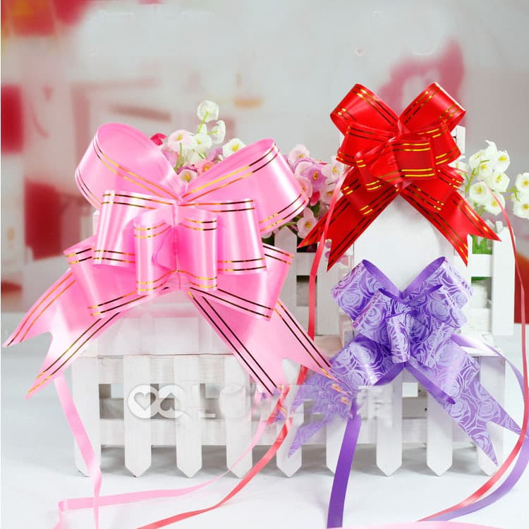 Manufacturer wholesale Christmas holiday gift flower packaging, gold-edged bow garland ribbon, 30 medium hand-pulled flowers