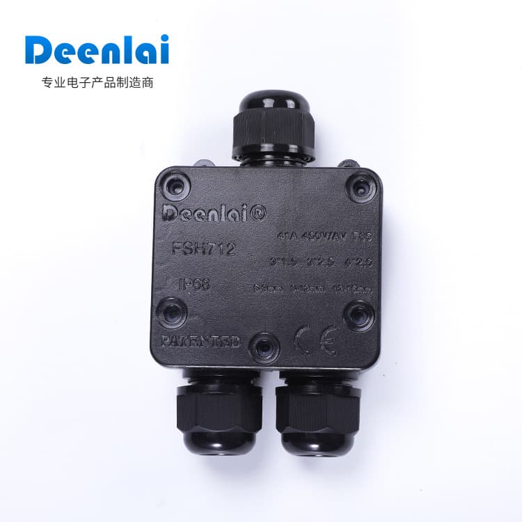 Tri-port IP68 Waterproof Wiring Box Black UV FSH712 Power Control Wiring Box CE Certified Electronic Component Cable Connector