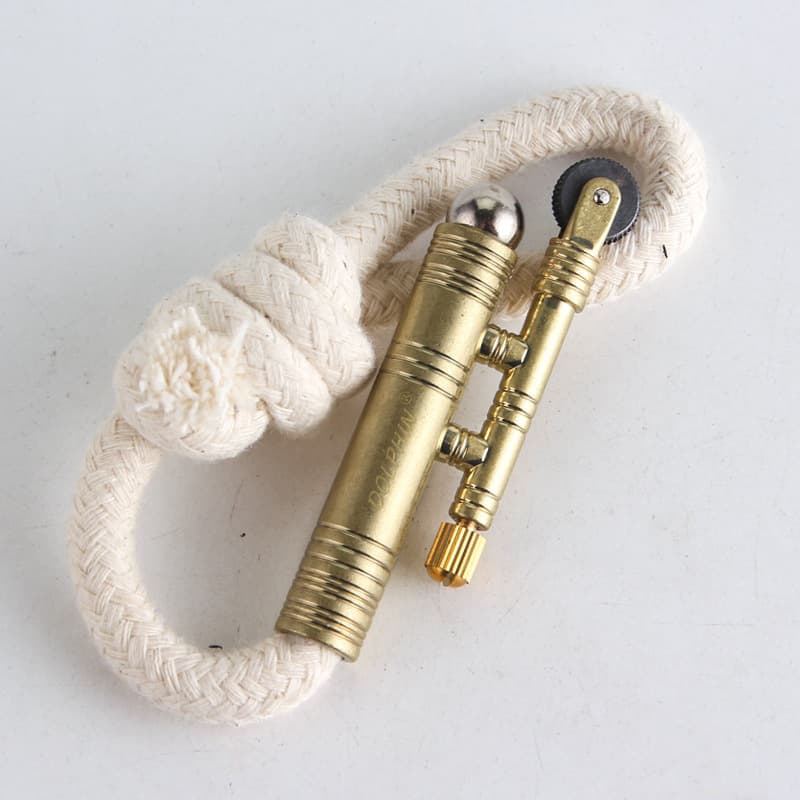 HY-678 Metal Windproof Kerosene Lighter Outdoor Camping Vintage Old-Style Flint Lighter Wholesale