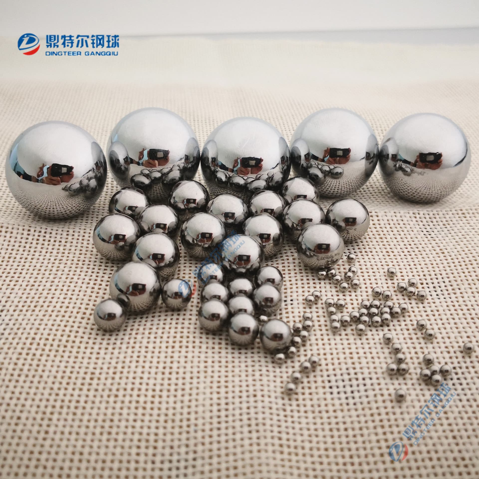 Manufacturer supplies 304 steel balls, food-grade 304HC steel balls, various specifications 0.5-50.8mm.