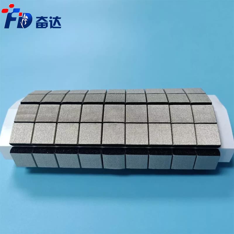 Factory Direct Anti-oxidation Conductive Foam, Cushioning High Elasticity Conductive Foam, Flame Retardant, Shockproof Conductive Fabric Shielding Foam