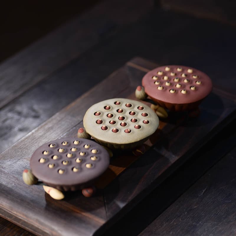 Yixing Purple Sand Teapet Lotus Seed Lid Rest Lotus Pod Tea Table Ornament Handmade Tea Set Sculpture Tea Ceremony Accessory Lotus Root Raisable