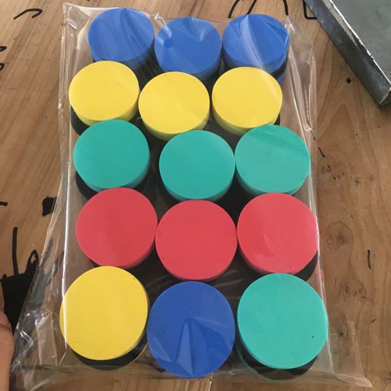 Manufacturer direct sales, magnetic EVA felt cloth whiteboard eraser, colorful round 5*5*2 small eraser, ready stock, dropshipping available.