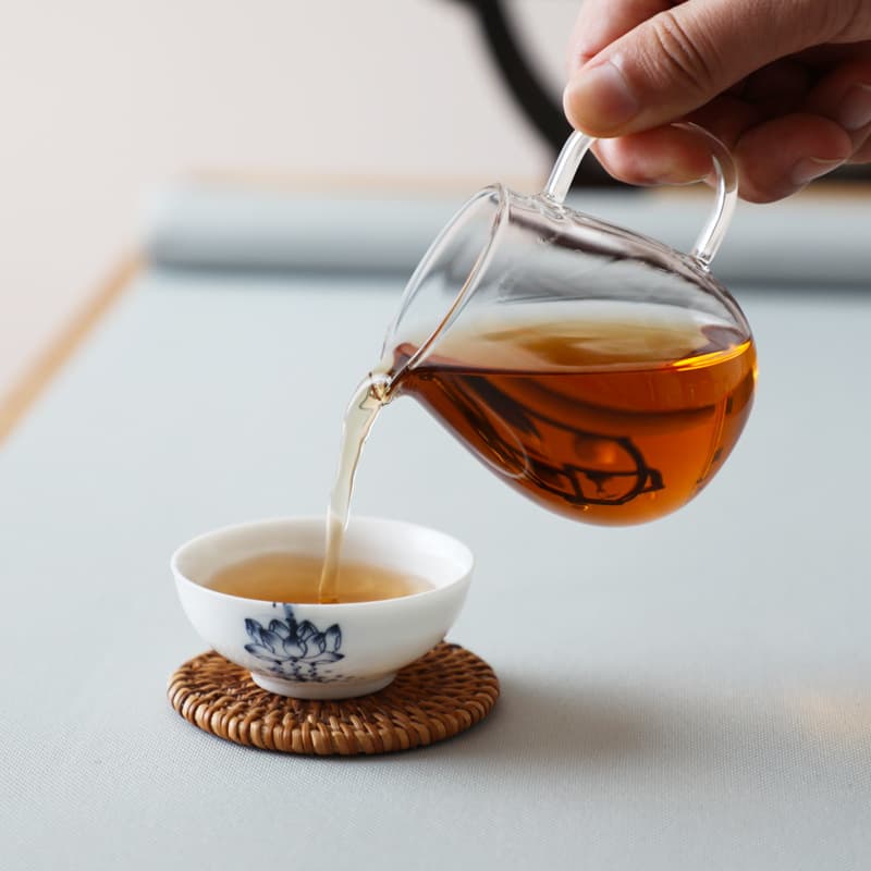 Small cream pitcher, sharing pitcher for coffee shops, 150ml glass milk jug, Gongfu coffee mini Japanese-style direct sale new model