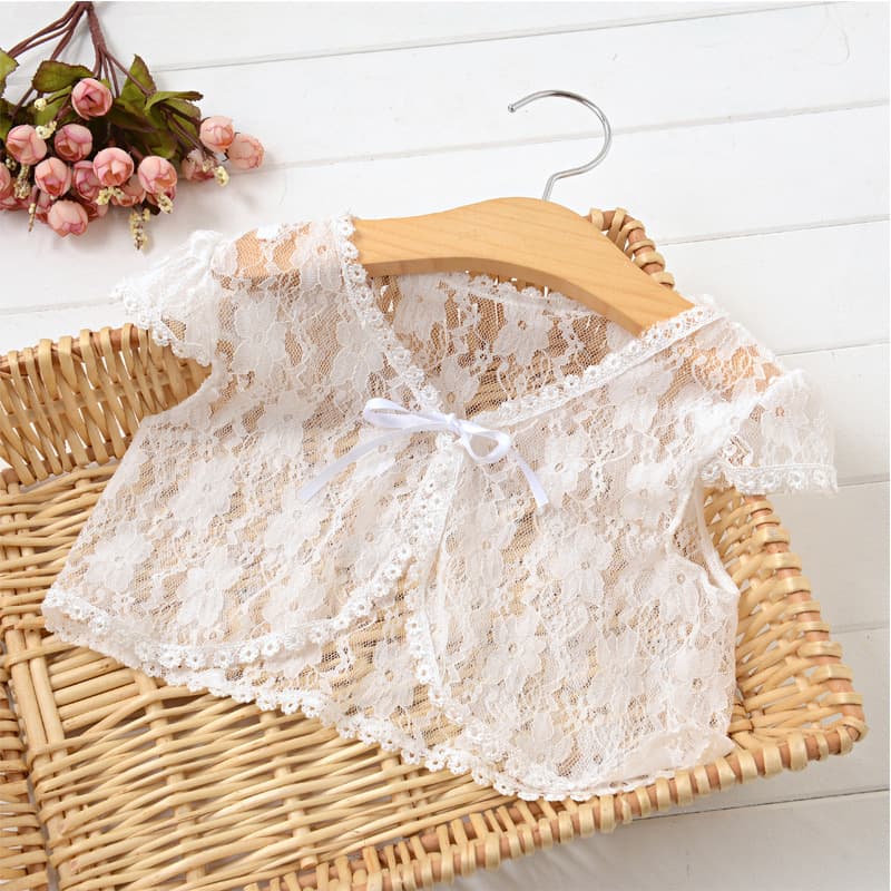 Girls' semi-sheer lace shawl, short summer outerwear, thin cardigan, short-sleeved sun protection clothing, versatile vest.