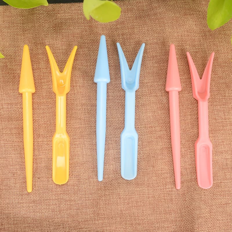Plant Transplanter Hole Punching Gardening Tool for Succulent Plant Seedling Potting Moving Pot Tool Plastic Material