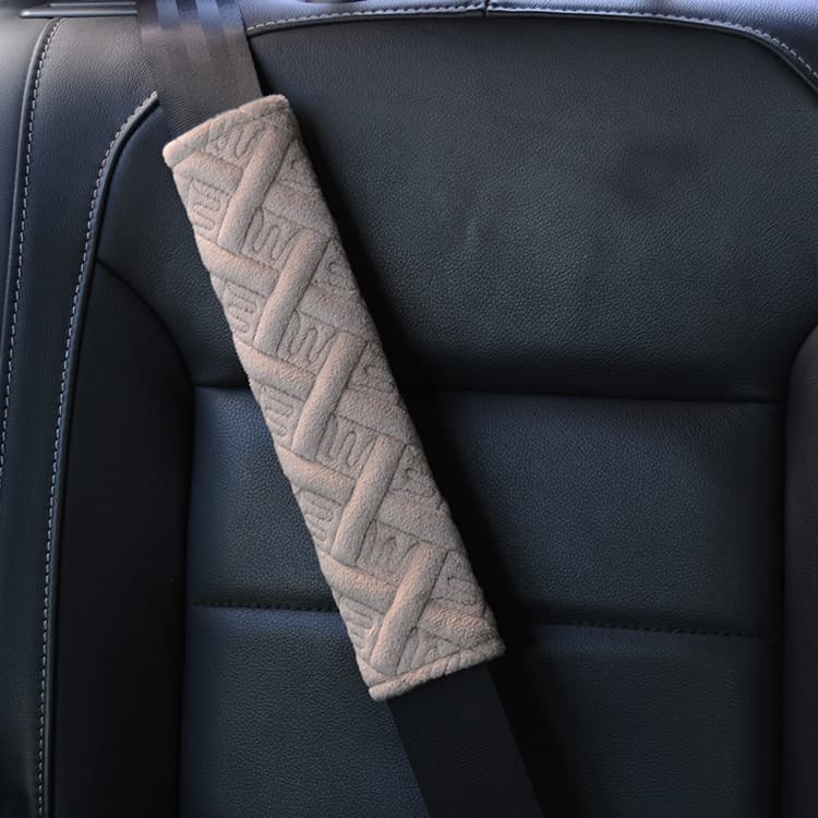 Plush Car Seat Belt Shoulder Protector Cover Embroidered Vehicle Safety Belt Cushion Comfortable Soft Car Accessories