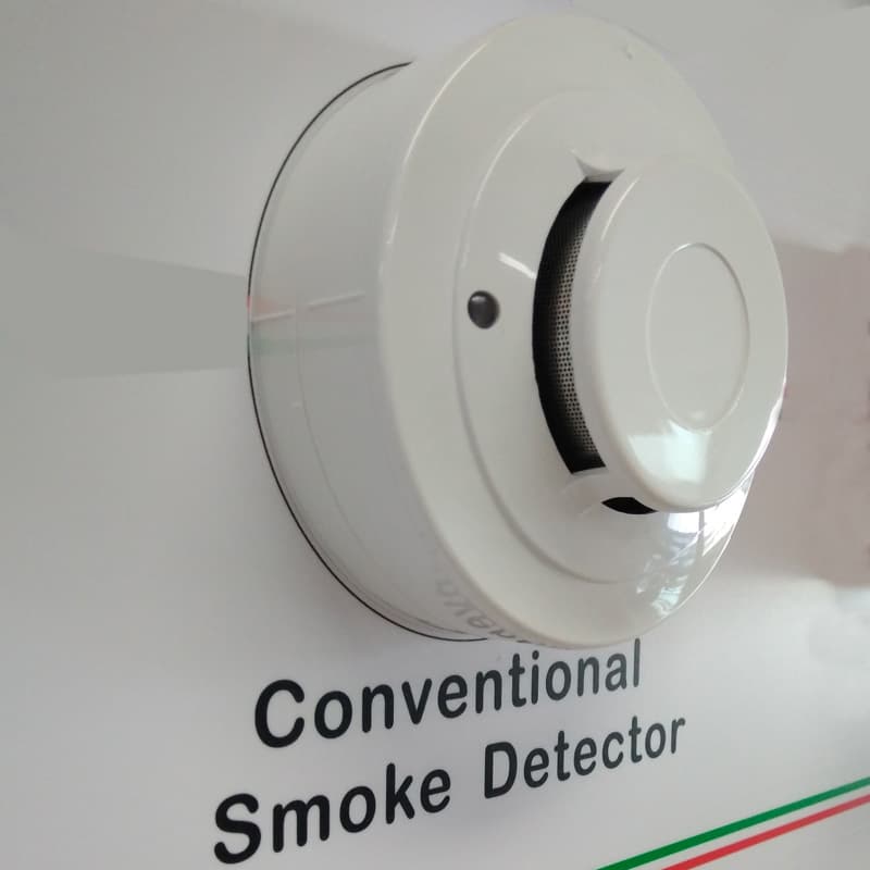 Conventional 2-wire Non-addressable Smoke Detector - Universal DC9-28V Smoke Detection Device