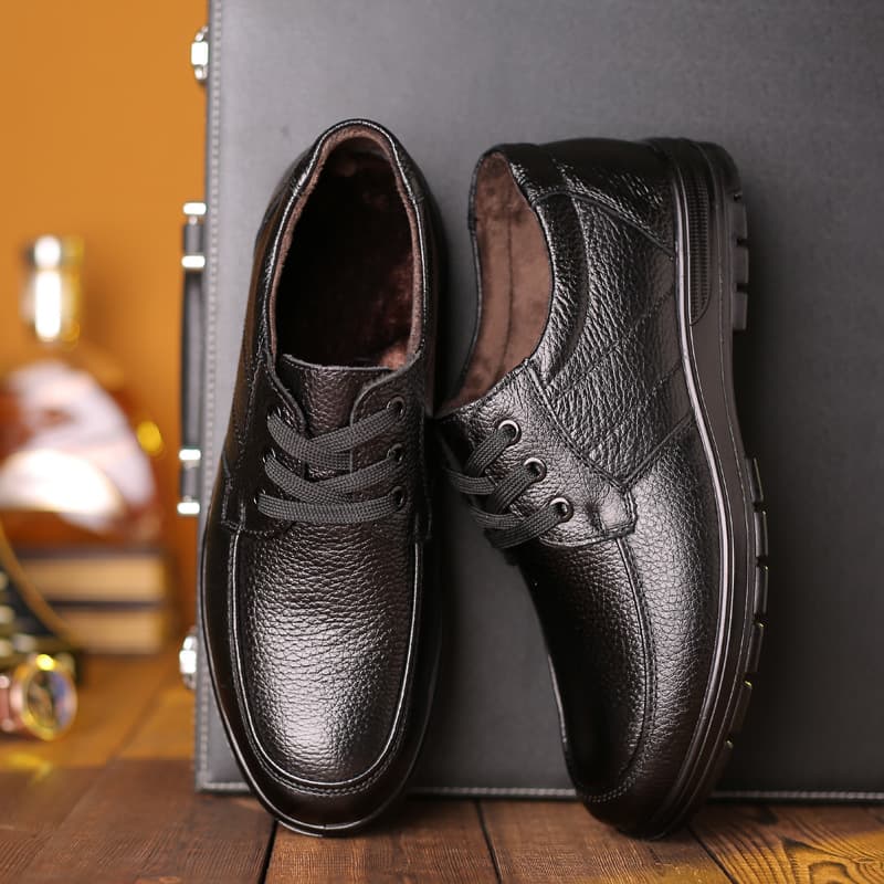 Winter Top Layer Cowhide Non-Slip Leather Shoes for Men, Soft Leather J Cotton-Lined Chef Shoes, Hotel Work Shoes, Wear-Resistant, Waterproof, Casual