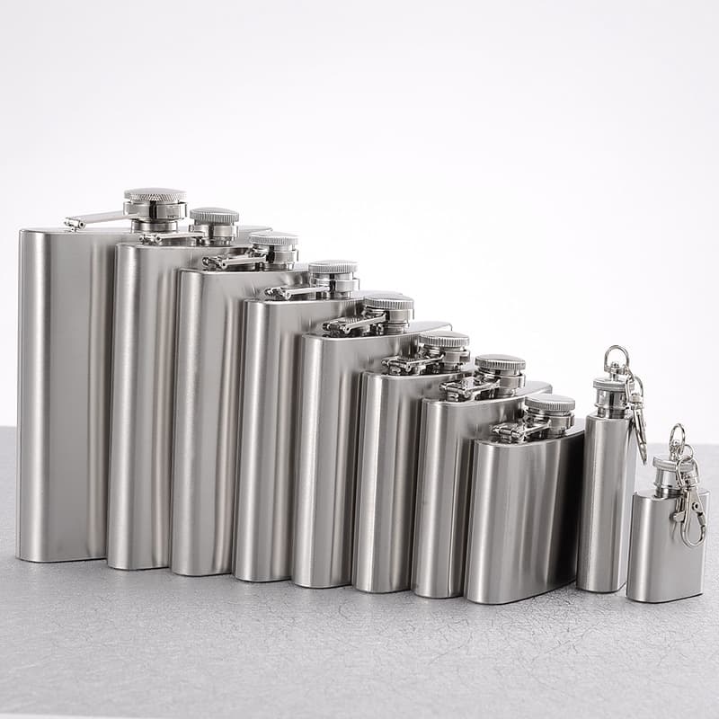 Wholesale Stainless Steel Small Liquor Flask, Plastic Cap 1-18oz, Portable Liquor Set, Hip Flask