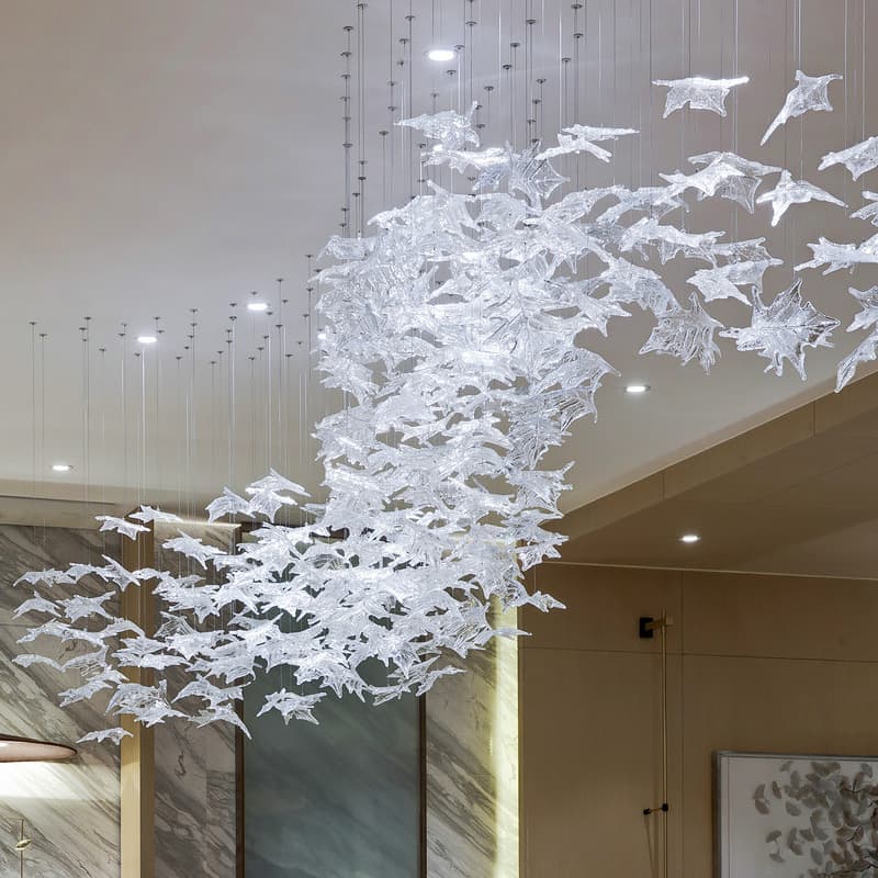 Creative maple leaf ceiling decorations for home, sales offices, hotels, soft furnishings, corridors, playgrounds, and aerial ornaments.