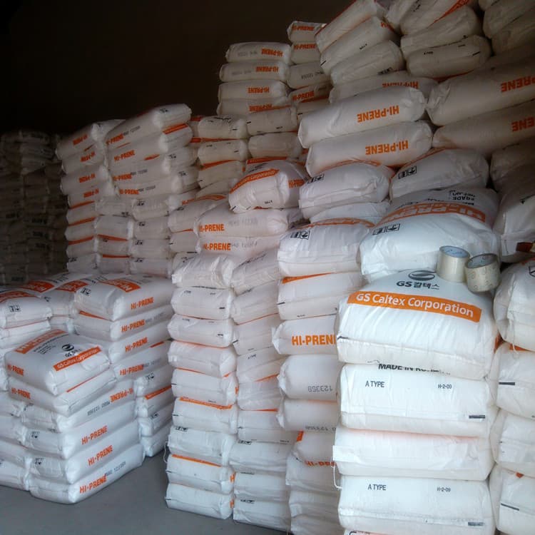 Natural high-impact HIPS plastic pellets with impact strength 12, eco-friendly and recyclable, in stock with preferential supply